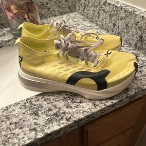 On Running Bright Yellow Sneakers with Black Details
